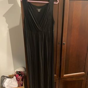 Liz Lange maternity dress